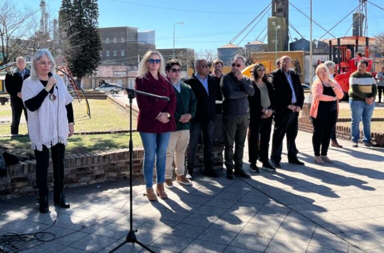 Imágenes del acto del Día del Inmigrante