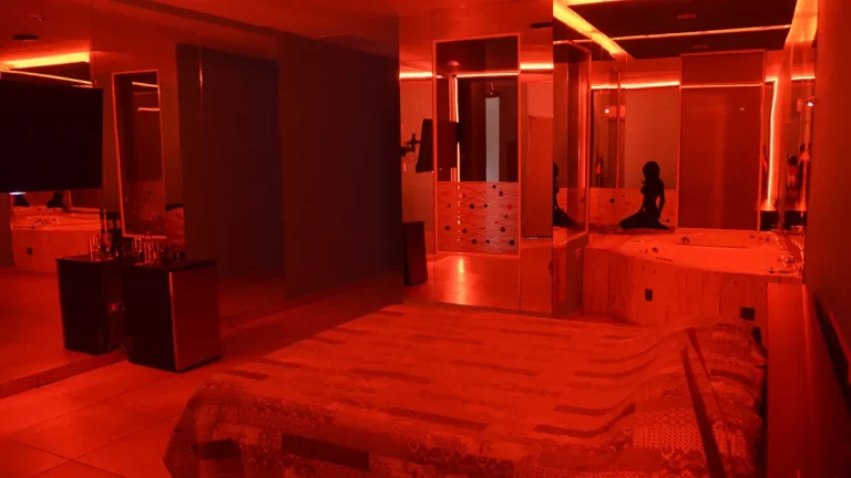 Le hizo juicio a un ‘telo’ por ruidos de nunca acabar