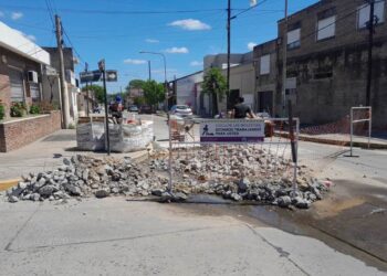 Tránsito restringido por tareas de reparación