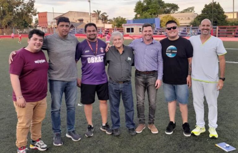 Bouvier sigue con la entrega de subsidios a instituciones deportivas