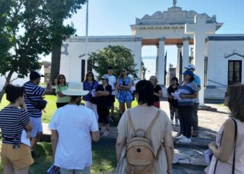 Nueva visita guiada al Cementerio de Arrecifes