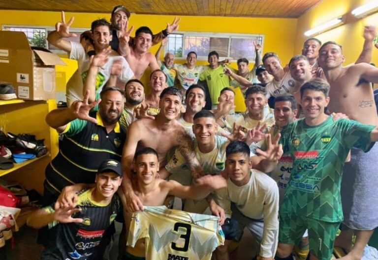 Defensores goleó a Compañía y se clasificó