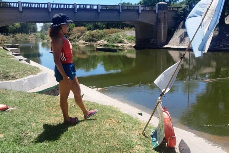 Ya hay bañeros en el Balneario