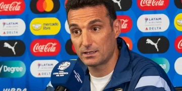 La Scaloneta, firme contra la payasada de Riestra