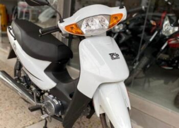 Piden colaboración por moto robada