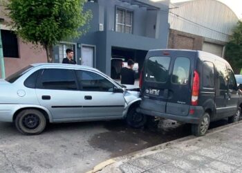 Choque a un auto estacionado