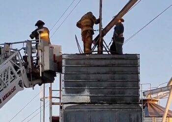 Incendio de una secadora en el Sector Industrial