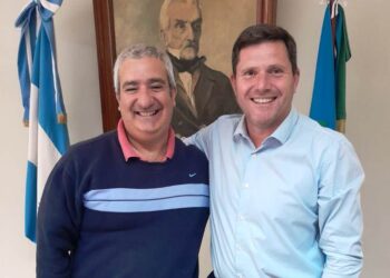 Bouvier entregó un subsidio a la Parroquia San Roque