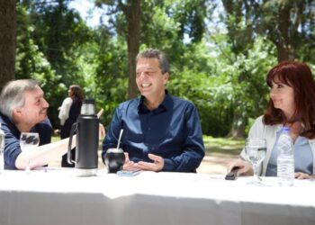 Cumbre del PJ: “Tenemos que unirnos para rescatar a los argentinos”