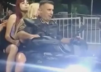 VIDEO. Echaron al impresentable comisario del cuatriciclo