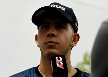 Alberti arrancó con todo en su debut en TC Pista Mouras