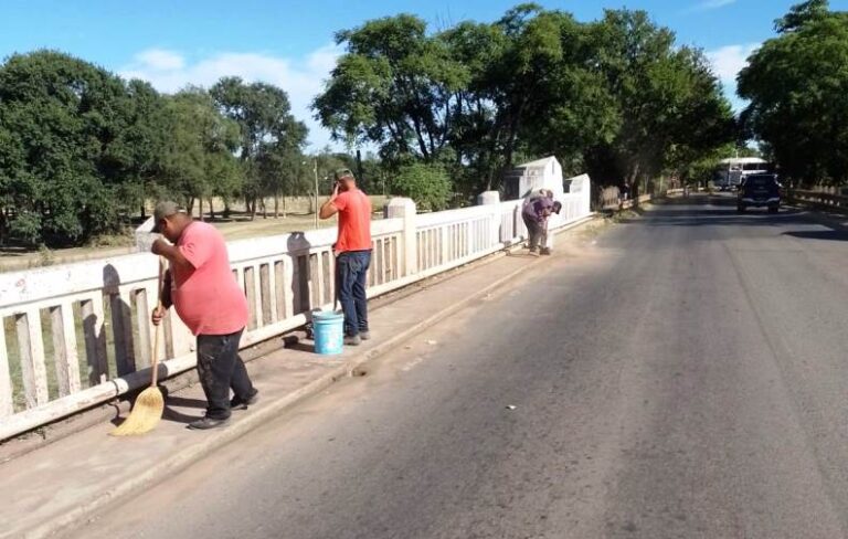 Barrieron el puente del Balneario ¿?