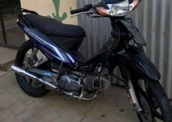 Siguen los robos de motos: detienen a una mujer