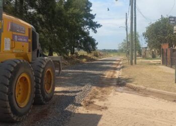 Siguen las mejoras de calles y limpieza de cunetas