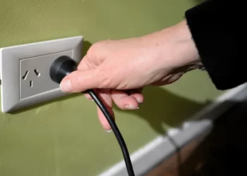 Quejas por la reiteración de “microcortes” de EDEN