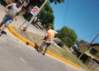 Trabajos de pintura en distintos sectores de Arrecifes