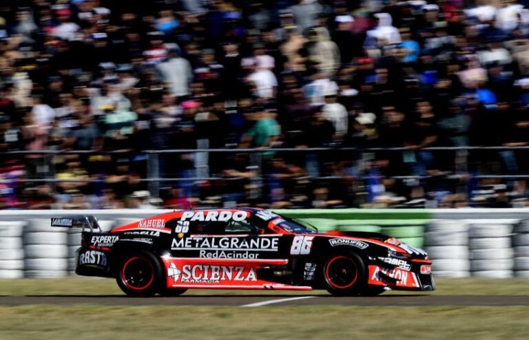 Podio de Agustín en el estreno del año del TC