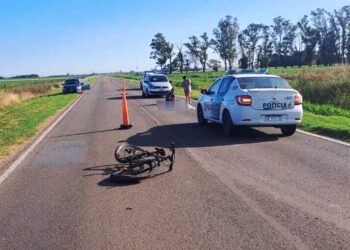 Murió un hombre atropellado en bicicleta