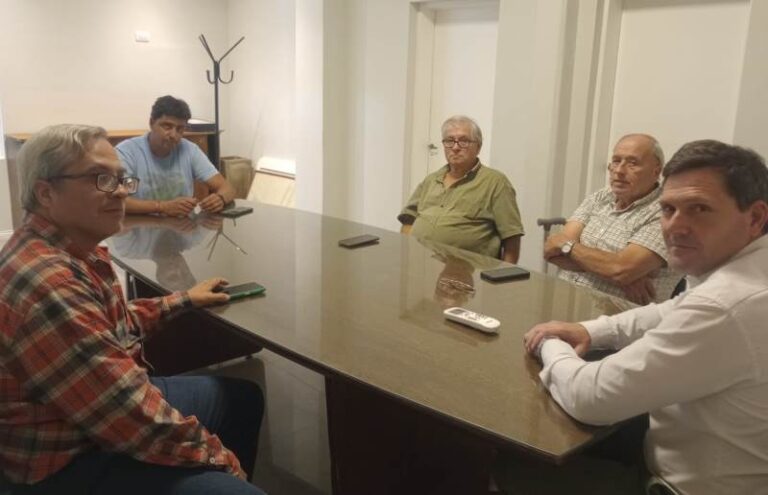 El intendente Bouvier se reunió con la Liga de Fútbol de Arrecifes