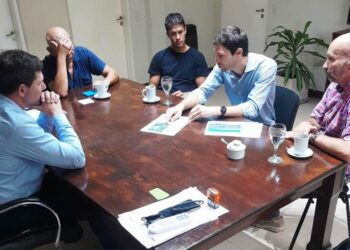 Bouvier se reunió con los responsables del parque solar
