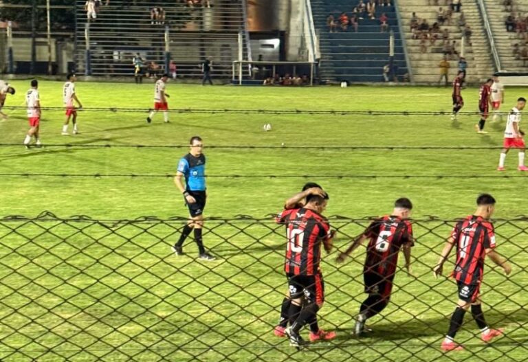 Torneo 5 Ligas: dura derrota de Huracán en Arrecifes