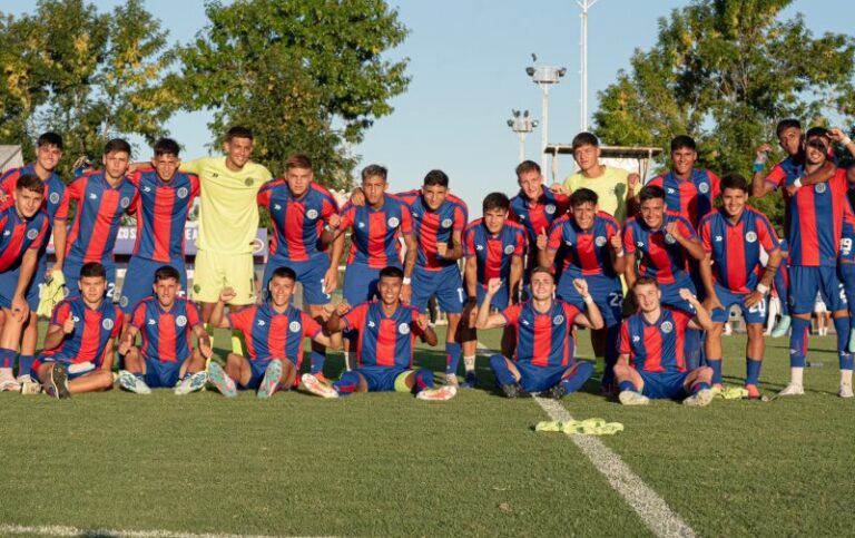 Banegas debutó oficialmente en Reserva