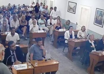 Duro discurso de Picoy: “No basta con ser austero y transparente, hay que ser capaz”