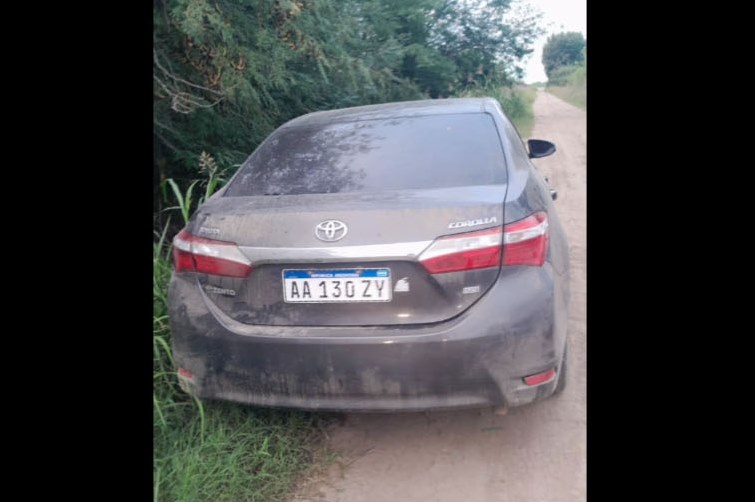 Encuentran en Arrecifes un auto robado en Quilmes