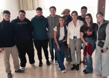 La Municipalidad seguirá brindando el transporte de alumnos a la UTN