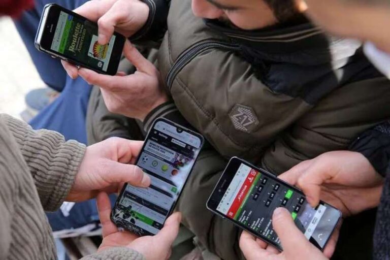 Taller para docentes sobre apuestas en la adolescencia