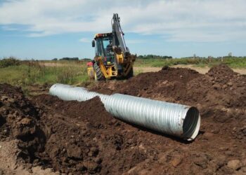 Trabajos en caminos de Cañada Martha
