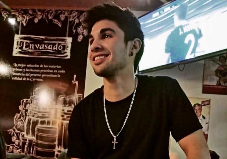 Un joven pierde la vida en un accidente en moto