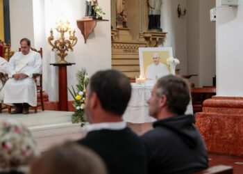 Pilar: Achával participó de la misa de exequias por el Papa Francisco