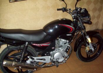 Encontraron otra moto robada y los ladrones también escaparon