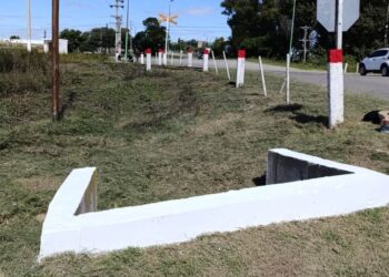 Se realizaron tareas de desmalezamiento y pintura en sectores de la ciudad