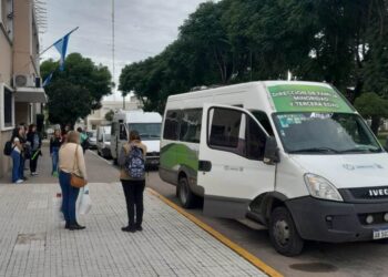 Transporte de la Municipalidad de Arrecifes al Cabildo Abierto en San Pedro