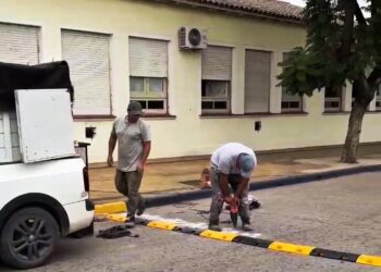 La Municipalidad de Arrecifes instala reductores de velocidad
