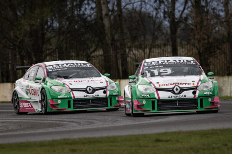 Doble podio de Agustín Canapino en Turismo Carretera 2000