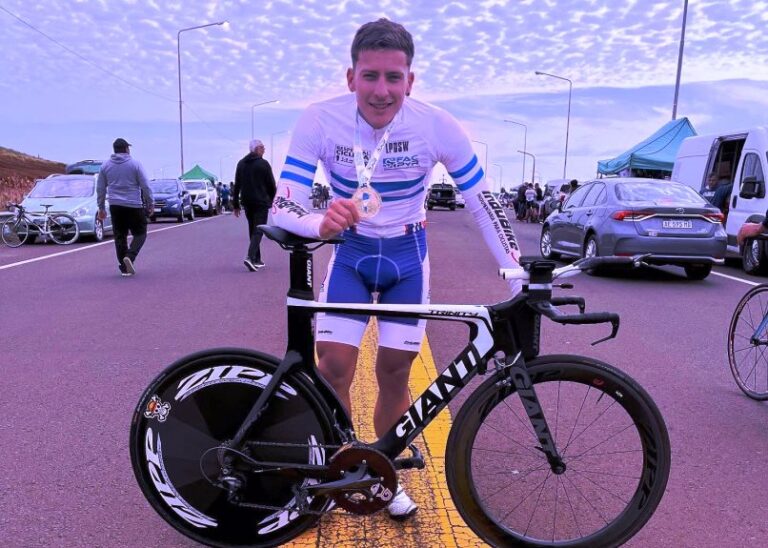 Mati Quiroga, campeón argentino de Ciclismo de Ruta en Misiones