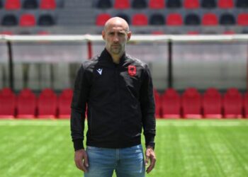 Invitaron a Pablo Zabaleta para que vuelva a ponerse los cortos