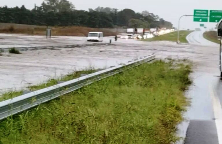 Arrecifes: en un día llovió lo que llueve en varios meses