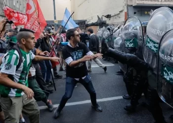 Incidentes y detenidos en nueva marcha de jubilados
