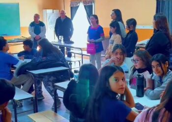 Charla sobre seguridad vial en el CEC 802