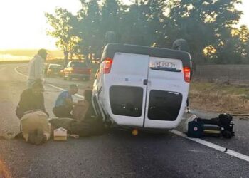 Vuelco en la autopista 8
