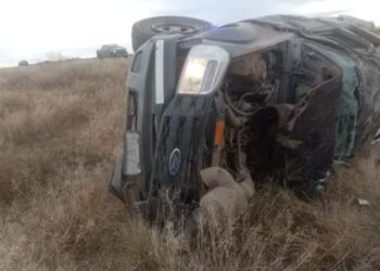 Murió un intendente al volcar su camioneta