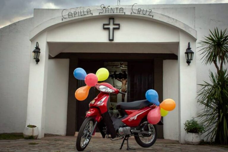 La Capilla Santa Cruz lanzó una rifa para construir su comedor