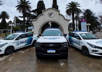 Presentan los nuevos móviles policiales en Arrecifes