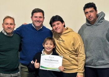 Bouvier distinguió a Vicente Marincovich, promesa del karting