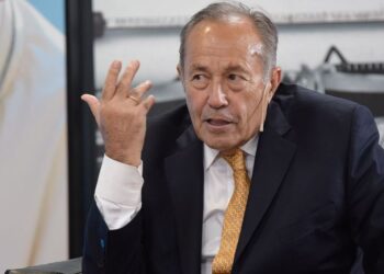 Fue Presidente siete días y cobra 15 millones de jubilación