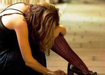 LLegó borracha a su casa, intentó matarse y la salvó su marido